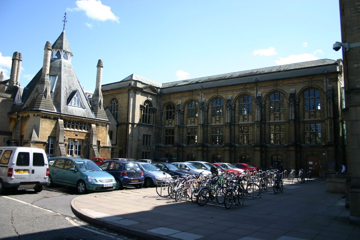 Oxford%20University%20Museum%20of%20Natural%20History%2C%20Oxford%2C%20UK%20-%2003.JPG